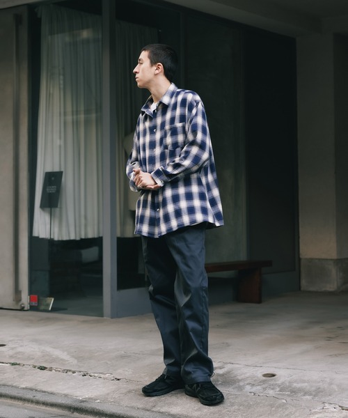 Dickies（ディッキーズ）の「【ROOPTOKYO 別注】Dickies/ディッキーズ EASY WORK PANTS イージーワークパンツ ユニセックス チノパンツ 2026年春夏（チノパンツ・メンズ・カーキ/ダークネイビー/ブラック/チャコールグレー/グリーン/ダークブラウン・XL/L/M/S）」の17枚目の写真