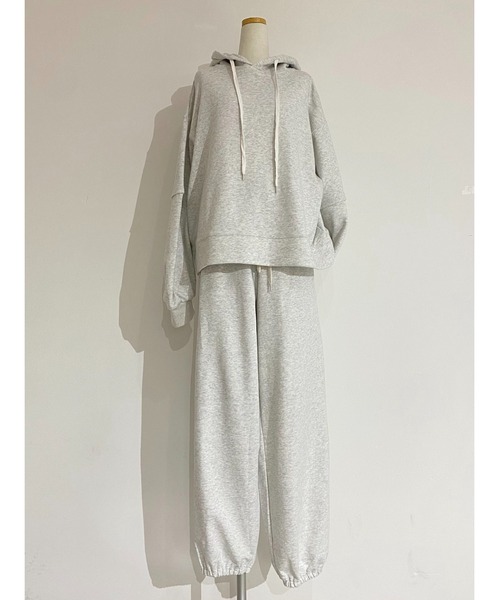 ulu(ウル)の「Arm switching sweat hoody(パーカー・レディース・グレー/ホワイト・FREE)」の9枚目の写真