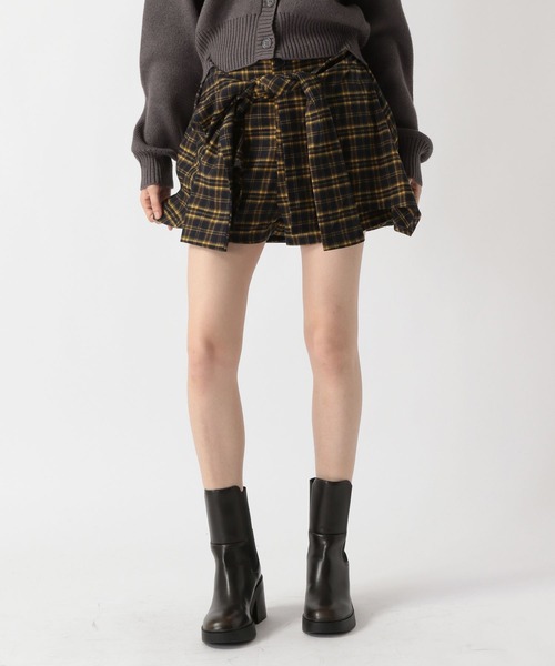 FOREVER 21（フォーエバー トゥエンティーワン）の「【2025SS】腰巻風チェックミニスカートパンツ（その他パンツ・レディース・イエロー/ネイビー・FREE）」の6枚目の写真