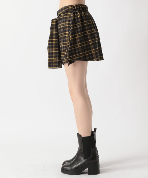 FOREVER 21（フォーエバー トゥエンティーワン）の「【2025SS】腰巻風チェックミニスカートパンツ（その他パンツ・レディース・イエロー/ネイビー・FREE）」の19枚目の写真