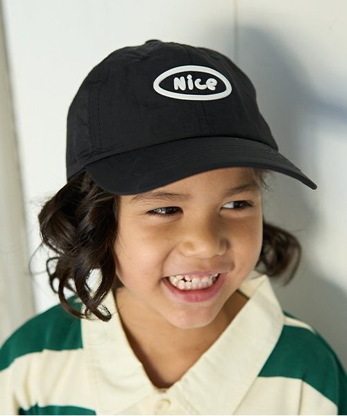 b・ROOM(ビールーム)の「Niceプリントキャップ(キャップ・キッズ・ベージュ/ラベンダー/ブラック/ブルーグリーン/ブルー/オフホワイト・F)」の1枚目の写真