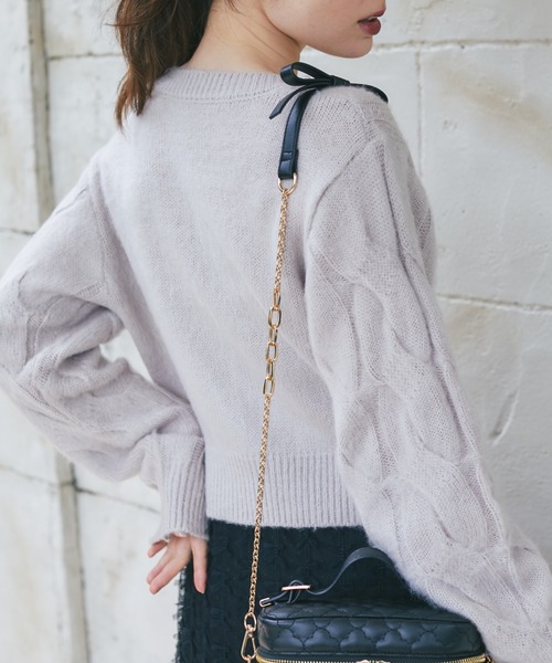tocco closet(トッコ クローゼット)の「パール付きビジュー釦ケーブルニットカーディガン(ニット/セーター・レディース・ピンク/アイボリー/グレイッシュベージュ・M)」の11枚目の写真