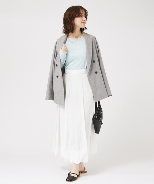 abahouse mavie（アバハウスマヴィ）の「スパークナイロンクルーネックプルオーバー/春服（Tシャツ/カットソー・レディース・ブラック/サックスブルー/アイボリー/ホワイト・フリー）」の22枚目の写真