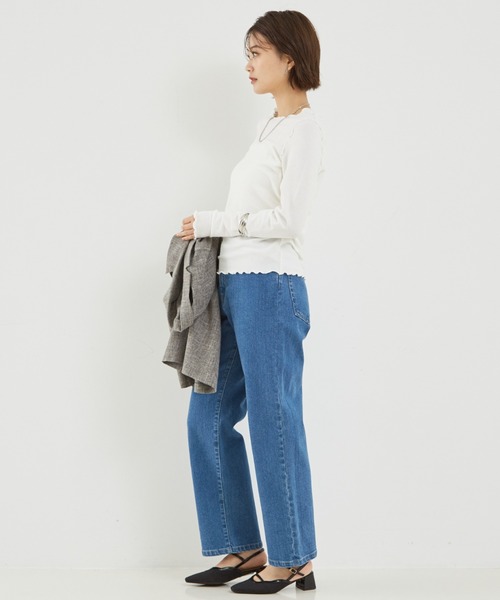 abahouse mavie（アバハウスマヴィ）の「スパークナイロンクルーネックプルオーバー/春服（Tシャツ/カットソー・レディース・ブラック/サックスブルー/アイボリー/ホワイト・フリー）」の6枚目の写真