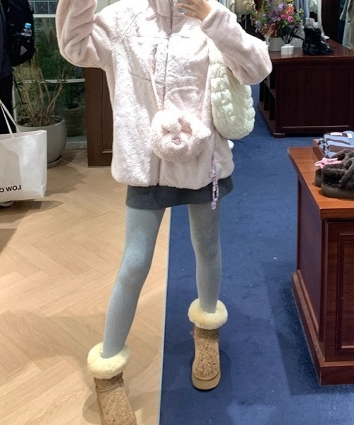 gossip！ロサンゼルス（ゴシップロサンゼルス）の「Y2Kヴィンテージ風 シンプル無地ミニスカート カジュアル＆デイリー（スカート・レディース・ブラック/ライトグレー/ダークグレー・S/M/L）」の11枚目の写真