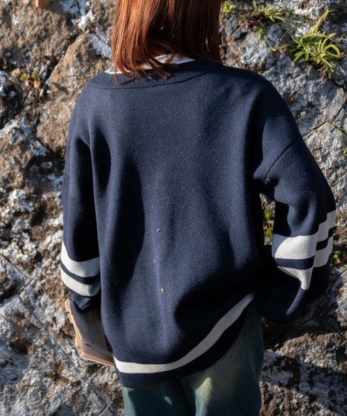 WEGO（ウィゴー）の「WEGO/レタードカーディガン（カーディガン/ボレロ・レディース・グレー/ネイビー・FREE）」の13枚目の写真