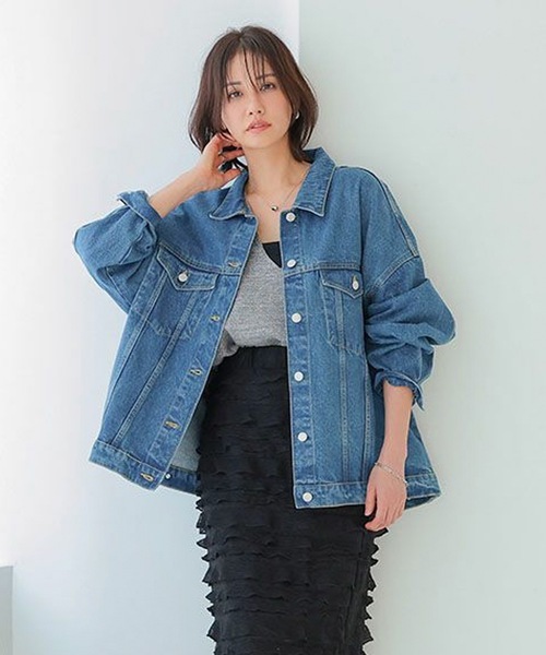 aquagarage(アクアガレージ)の「ビックシルエットデニムジャケット(その他アウター・レディース・ブラック/サックスブルー/インディゴブルー・M)」の22枚目の写真