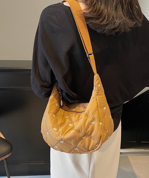 Mignonjour(ミニョンジュール)の「Mignonjour/リボンキルティングショルダーバッグ M2697(ショルダーバッグ・レディース・ピンク/ブラウン/ホワイト/ブラック・FREE)」の10枚目の写真