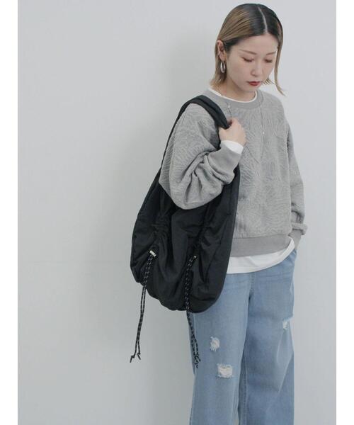 Samansa Mos2 blue（サマンサモスモスブルー）の「ドロストバルーントートバッグ（ハンドバッグ・レディース・ブラック/ライトベージュ/グレー・F）」の2枚目の写真