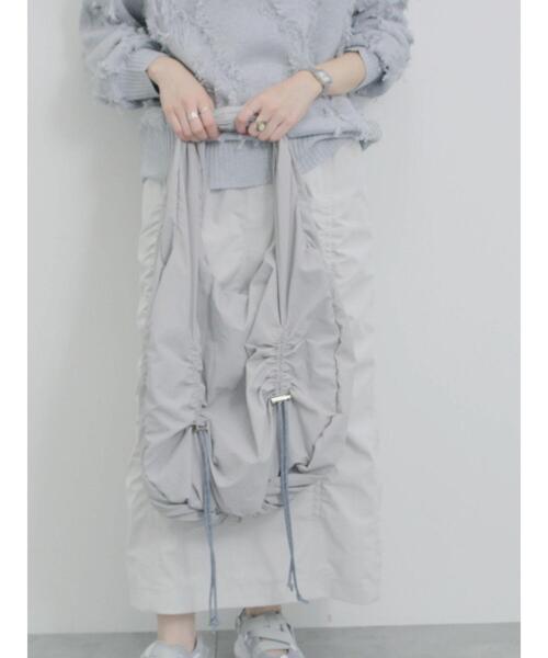 Samansa Mos2 blue（サマンサモスモスブルー）の「ドロストバルーントートバッグ（ハンドバッグ・レディース・ブラック/ライトベージュ/グレー・F）」の10枚目の写真