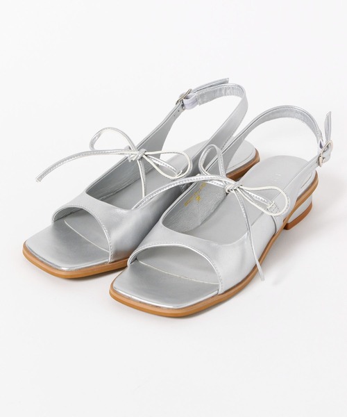 LEPSIM（レプシィム）の「リボンミュールサンダル　322187（サンダル・レディース・シルバー/ブラック・LARGE/MEDIUM）」の13枚目の写真