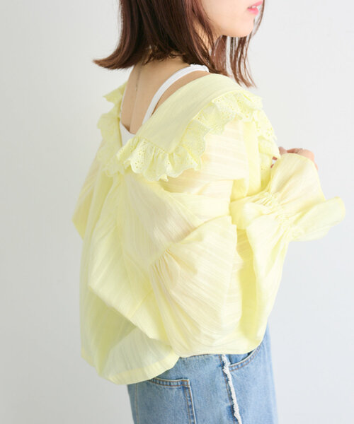 w closet(ダブルクローゼット)の「【カップ付】刺繍キャミ(キャミソール・レディース・オフホワイト/ブラック・FREE)」の6枚目の写真