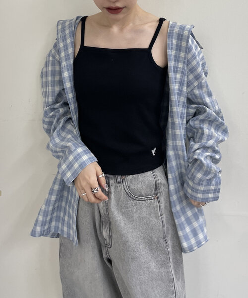 w closet(ダブルクローゼット)の「【カップ付】刺繍キャミ(キャミソール・レディース・オフホワイト/ブラック・FREE)」の12枚目の写真