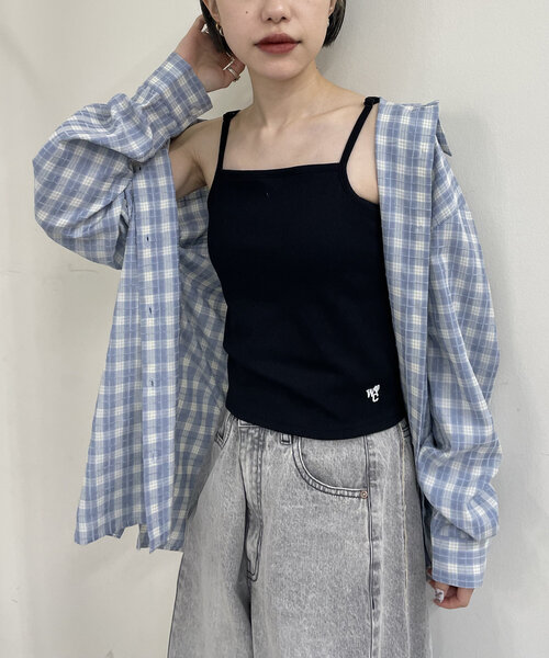 w closet(ダブルクローゼット)の「【カップ付】刺繍キャミ(キャミソール・レディース・オフホワイト/ブラック・FREE)」の15枚目の写真