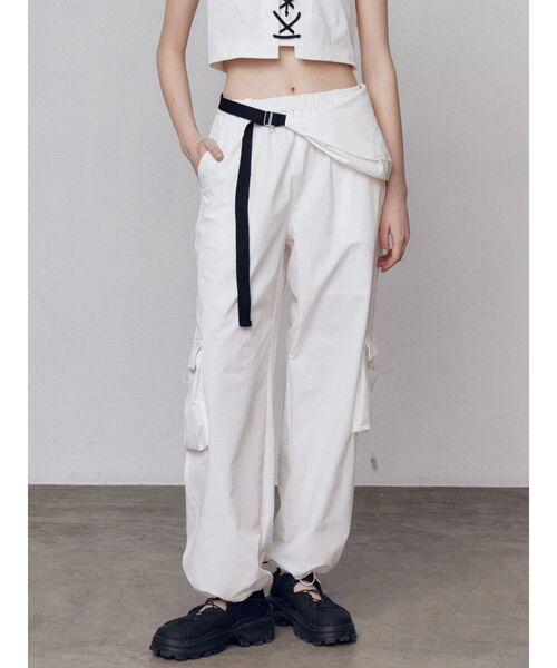 EMODA(エモダ)の「ナイロンドッキングパンツ(その他パンツ・レディース・ブラック/グレー/ホワイト・FREE)」の7枚目の写真