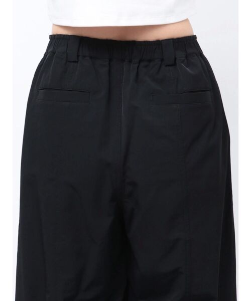 EMODA(エモダ)の「ナイロンドッキングパンツ(その他パンツ・レディース・ブラック/グレー/ホワイト・FREE)」の19枚目の写真