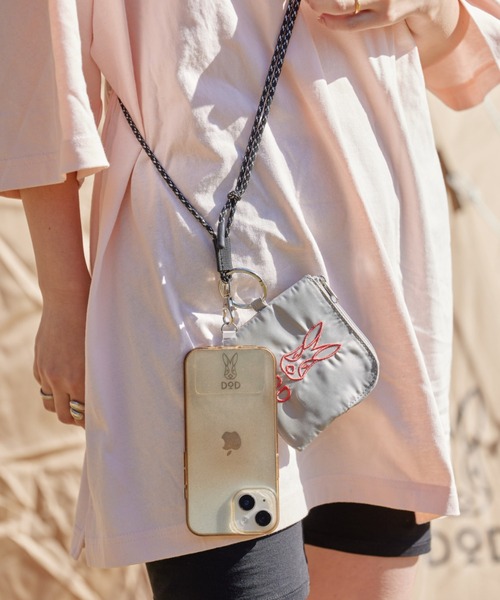 DOD（ディーオーディー）の「【DOD別注】トビダセキラゴッツ（スマホグッズ・レディース・ブラック/グレー・ONE SIZE）」の4枚目の写真