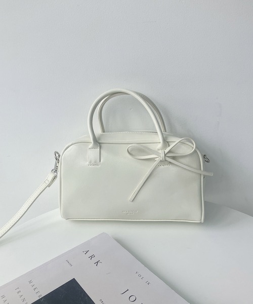 AS KNOW AS plus（アズノゥアズプラス）の「◇フェイクレザー 2WAY リボンミニボストンバッグ（ボストンバッグ・レディース・ブラウン/レッド/アイボリー/ブラック/シルバー/ベージュ系その他・FREE）」の18枚目の写真