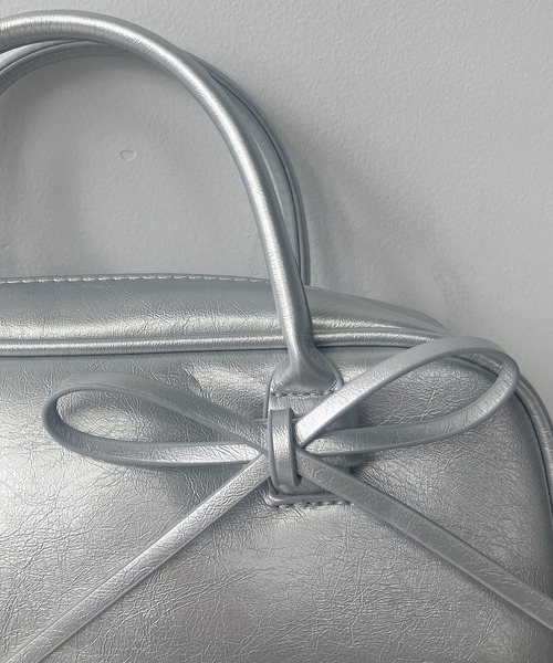 AS KNOW AS plus（アズノゥアズプラス）の「◇フェイクレザー 2WAY リボンミニボストンバッグ（ボストンバッグ・レディース・ブラウン/レッド/アイボリー/ブラック/シルバー/ベージュ系その他・FREE）」の21枚目の写真