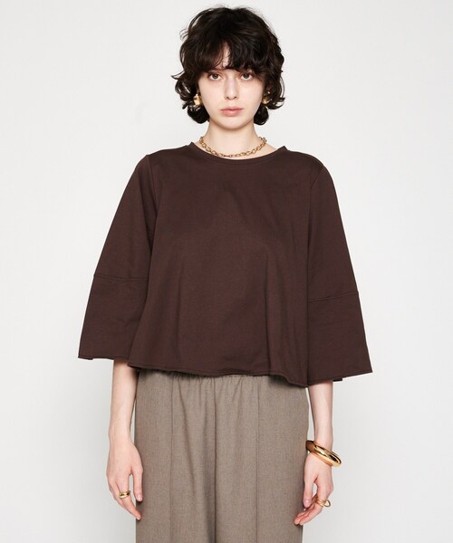 cloenc（クロエンス）の「【マシンウォッシュ】フレアTシャツ（Tシャツ/カットソー・レディース・ブラック/ホワイト/ピンク/ブラウン系その他・02）」の4枚目の写真