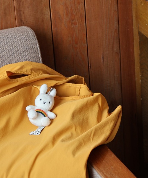 Dick Bruna(ディックブルーナ)の「BON TON TOYS Keychain Miffy Rainbow 70th Anniversary(キーホルダー・レディース・Off White・FREE)」の2枚目の写真