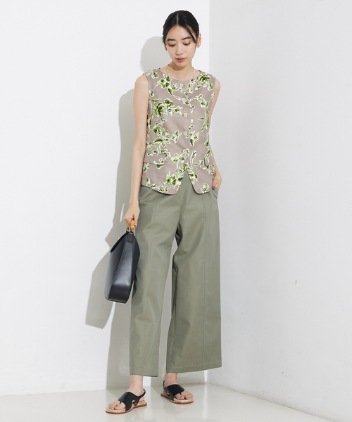 qualite（カリテ）の「ブッチャーフラワーノースリーブ/夏服/ベスト/花柄（シャツ/ブラウス・レディース・モカ・フリー）」の3枚目の写真