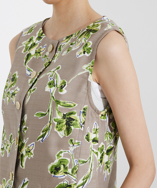 qualite（カリテ）の「ブッチャーフラワーノースリーブ/夏服/ベスト/花柄（シャツ/ブラウス・レディース・モカ・フリー）」の7枚目の写真