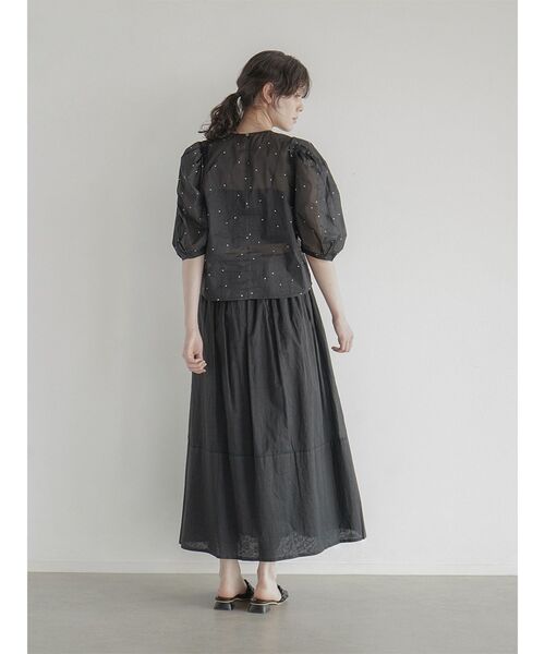 FIKA.(フィーカ)の「Cotton gathered skirt(スカート・レディース・アイボリー/ブラック・MEDIUM)」の9枚目の写真