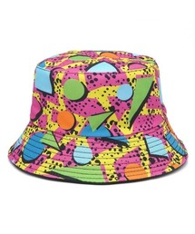 UP START（アップスタート）の「総柄80's風バケットハット(NEZ)（ハット）」