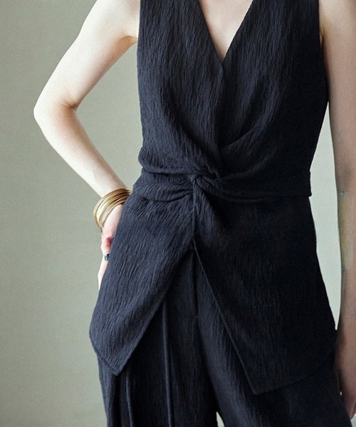 SUWDEE(スーディー)の「sleeveless tops pants set up(セットアップ・レディース・アイボリー/ブラック・FREE)」の7枚目の写真