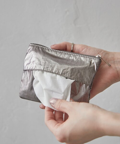 BIRTHDAY BAR（バースデイバー）の「メタリックティッシュポーチ（ポーチ・レディース・シルバー/ゴールド/ブラック・0）」の4枚目の写真