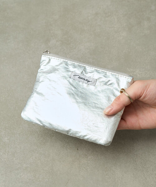 BIRTHDAY BAR（バースデイバー）の「メタリックティッシュポーチ（ポーチ・レディース・シルバー/ゴールド/ブラック・0）」の9枚目の写真