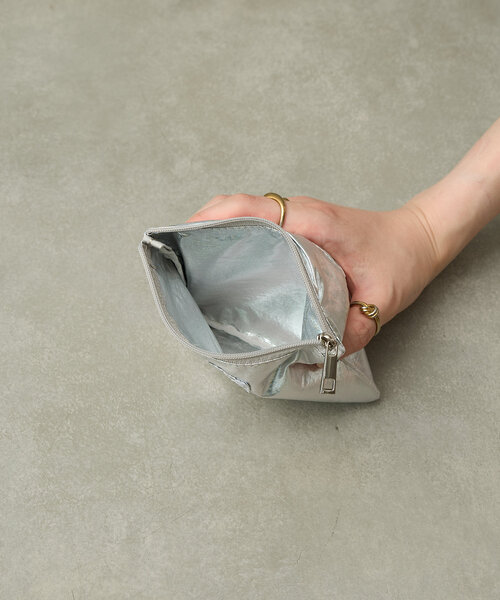 BIRTHDAY BAR（バースデイバー）の「メタリックティッシュポーチ（ポーチ・レディース・シルバー/ゴールド/ブラック・0）」の12枚目の写真
