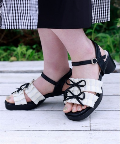 axes femme(アクシーズファム)の「フリンジ配色リボンサンダル(サンダル・レディース・ブラック/ピンク/ブルー・MEDIUM/LARGE)」の1枚目の写真