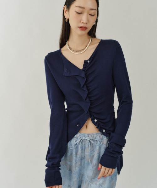 yae（ヤエ）の「Everyday slim fit frills cardigan/エブリデイスリムフィットフリルカーディガン（カーディガン/ボレロ・レディース・ピンク/ネイビー/レッド・FREE）」の8枚目の写真