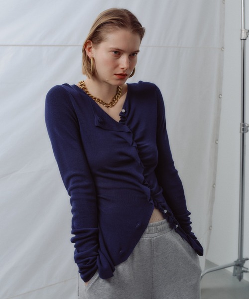 yae（ヤエ）の「Everyday slim fit frills cardigan/エブリデイスリムフィットフリルカーディガン（カーディガン/ボレロ・レディース・ピンク/ネイビー/レッド・FREE）」の15枚目の写真