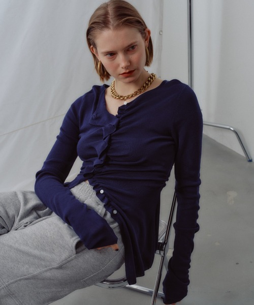 yae（ヤエ）の「Everyday slim fit frills cardigan/エブリデイスリムフィットフリルカーディガン（カーディガン/ボレロ・レディース・ピンク/ネイビー/レッド・FREE）」の17枚目の写真