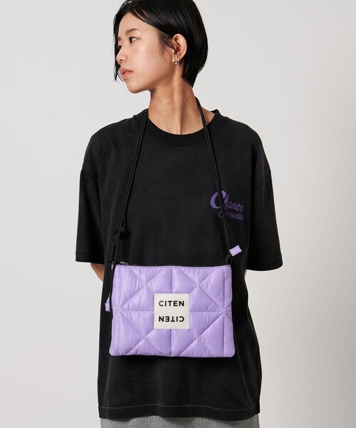 CITEN（シテン）の「【WEB限定】＜CITEN＞CITENパデッドサコッシュカラバリ（ショルダーバッグ・レディース・パープル/オレンジ/イエロー/ピンク/レッド/ホワイト/コバルトブルー/ケリーグリーン・FREE）」の5枚目の写真