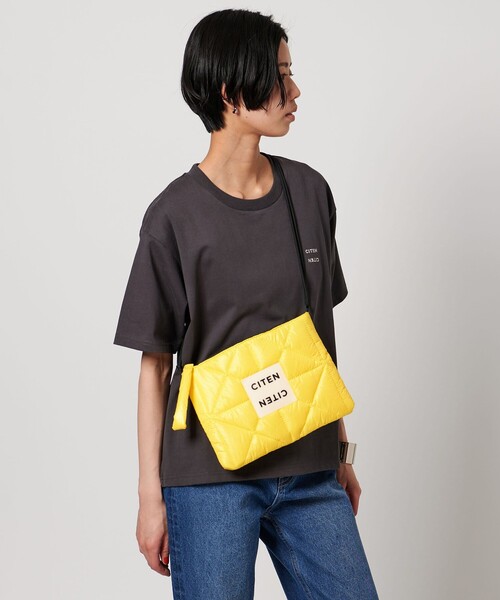 CITEN（シテン）の「【WEB限定】＜CITEN＞CITENパデッドサコッシュカラバリ（ショルダーバッグ・レディース・パープル/オレンジ/イエロー/ピンク/レッド/ホワイト/コバルトブルー/ケリーグリーン・FREE）」の15枚目の写真