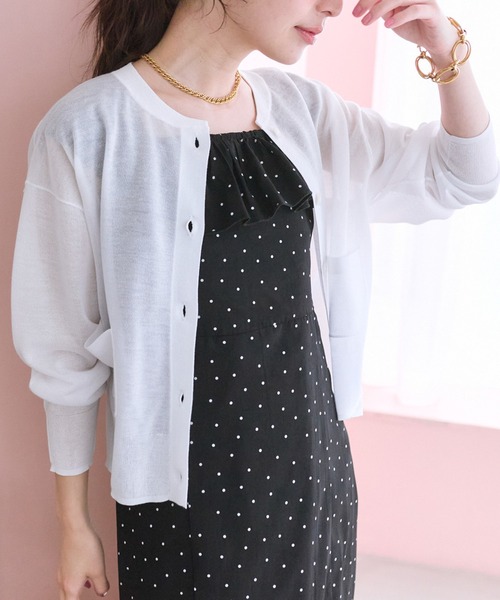 La boutique BonBon(ラブティックボンボン)の「【さらっとした着心地】シアーポケット付きカーディガン(カーディガン/ボレロ・レディース・オフホワイト/サックスブルー/ライトグレー/イエロー・FREE)」の2枚目の写真