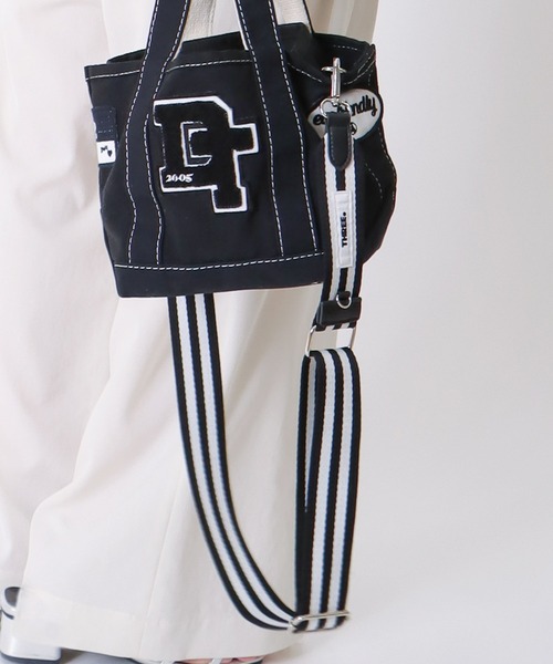 DRESSLAVE(ドレスレイブ)の「THREE DOTS TURQUOISE× DRESSLAVE / 20th ANNIVERSARY TOTE BELT(20thアニバーサリーショルダーストラップ)(ショルダーバッグ・レディース・ブラック・FREE)」の4枚目の写真