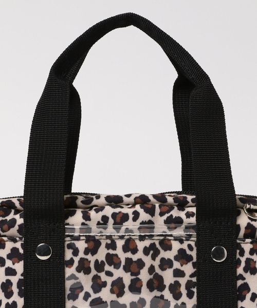 repipi armario(レピピ アルマリオ)の「RAスクバペンポーチ(ポーチ・キッズ・レオパード/ネイビー/ピンク・FREE)」の9枚目の写真