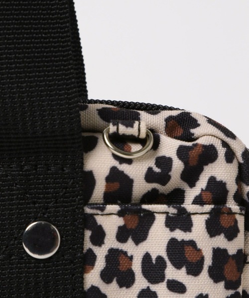 repipi armario(レピピ アルマリオ)の「RAスクバペンポーチ(ポーチ・キッズ・レオパード/ネイビー/ピンク・FREE)」の10枚目の写真
