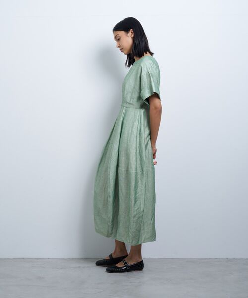 LANVIN en Bleu（ランバンオンブルー）の「リネンカールマイヤーワンピース（ワンピース・レディース・ブラック/グリーン/オレンジ・36/38）」の5枚目の写真