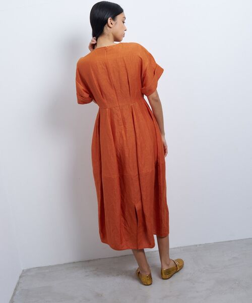 LANVIN en Bleu（ランバンオンブルー）の「リネンカールマイヤーワンピース（ワンピース・レディース・ブラック/グリーン/オレンジ・36/38）」の13枚目の写真