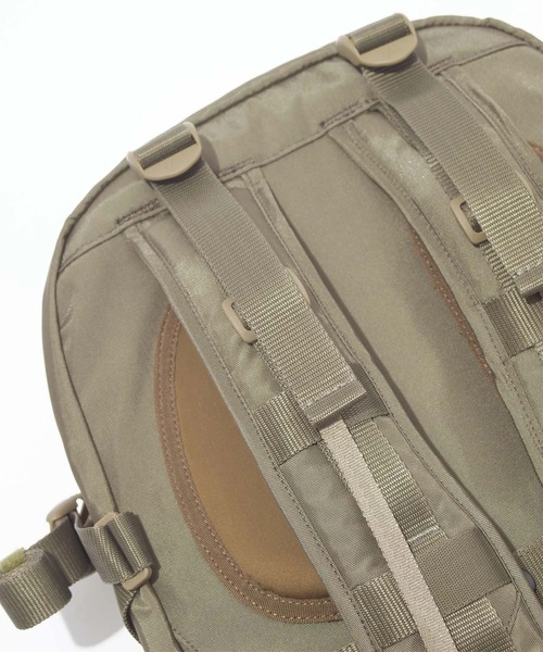 F/CE. (エフシーイー)の「F/CE./エフシーイー 420 re/cor TRAVEL BP 33L(バックパック/リュック・メンズ・ブラック/セージグリーン・FREE)」の17枚目の写真