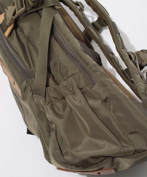 F/CE. (エフシーイー)の「F/CE./エフシーイー 420 re/cor TRAVEL BP 33L(バックパック/リュック・メンズ・ブラック/セージグリーン・FREE)」の20枚目の写真