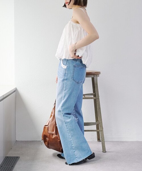 w closet（ダブルクローゼット）の「レース付きフレアデニムパンツ（デニムパンツ・レディース・ブルー/ネイビー・1/0）」の20枚目の写真