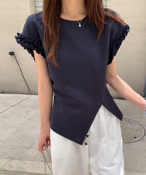 Lace Ladies(レースレディース)の「フリル アシメ スリット バックコンシャス カットソー(Tシャツ/カットソー・レディース・ホワイト/ネイビー・FREE)」の2枚目の写真