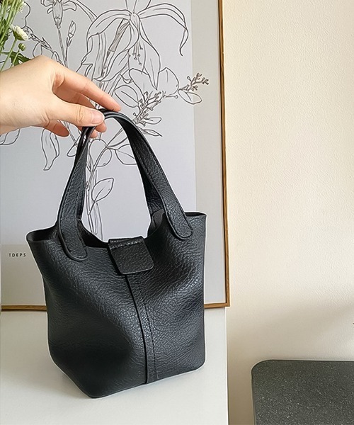 blackdia ocean（ブラックダイヤオーシャン）の「blackdia ocean ストラップ&ポーチ付 2WAYバケットバッグ（ハンドバッグ・レディース・ブラウン/ブラック/アイボリー/ブルーグレー/ピンク/イエロー・FREE）」の7枚目の写真
